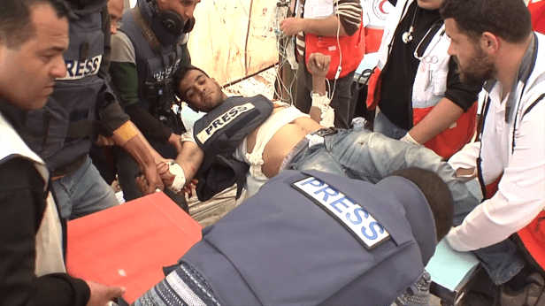 Por Trás da Cortina de Fumaça 4