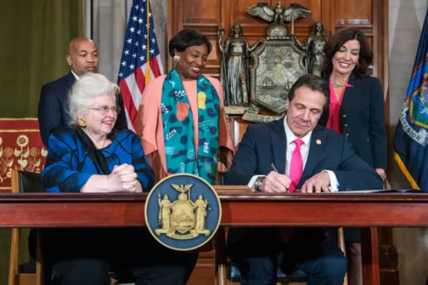 Idiotas Úteis do Século 21a