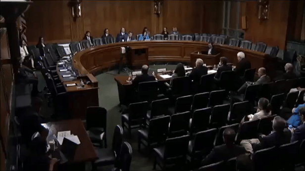 Pesquisador Expõe Influência Tendenciosa_ Comitê